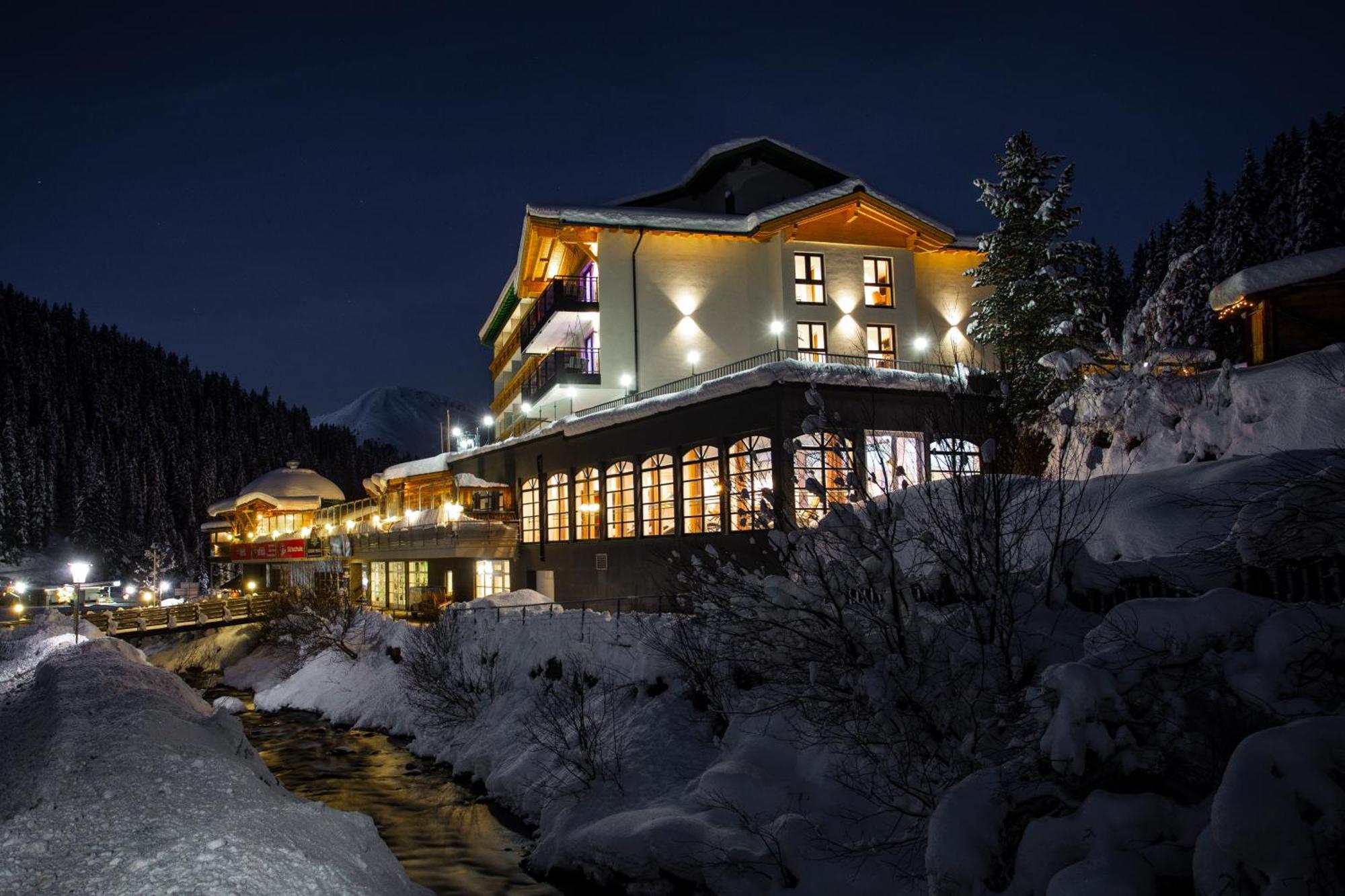 Berghotel Hochfuegen Exteriér fotografie